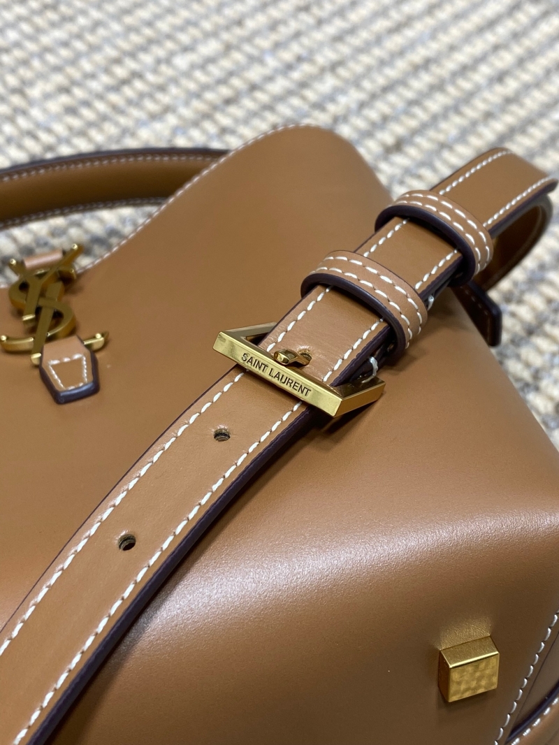 Y51 top handle bags